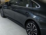 Hyundai Sonata-2