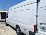 Ford Transit-5