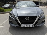 Nissan Altima-2