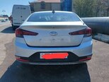 Hyundai Elantra-2