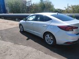 Hyundai Elantra-4
