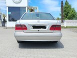 Mercedes E 240-4