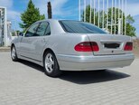 Mercedes E 240-6