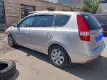 Hyundai Elantra-4