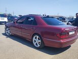 Mercedes E 220-4