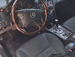 Mercedes E 270-7