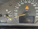 Mercedes E 270-10
