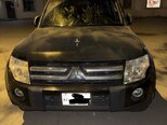 Mitsubishi Pajero-1