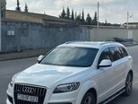 Audi Q7-2