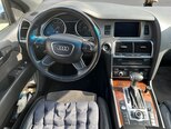Audi Q7-7