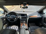 Audi Q7-6