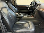 Audi Q7-8