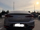 Hyundai Elantra-3
