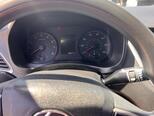 Hyundai Accent-15