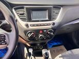 Hyundai Accent-12