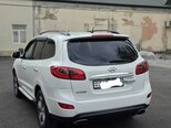 Hyundai Santa Fe-5