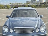 Mercedes E 240-1