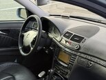 Mercedes E 240-17