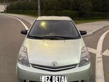 Toyota Prius-5