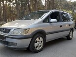Opel Zafira-12
