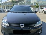 Volkswagen Jetta-1