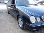 Mercedes E 240-3