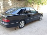 Mercedes E 240-10