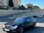 Mercedes E 220-3