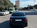 Mercedes E 220-2