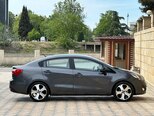 Kia Rio-7