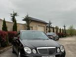 Mercedes E 280-1