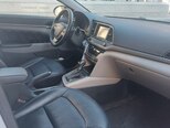 Hyundai Elantra-14