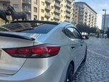 Hyundai Elantra-10