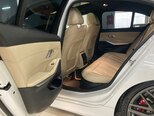 BMW 330e-13
