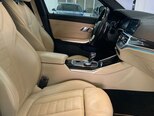 BMW 330e-17