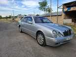 Mercedes E 270-6