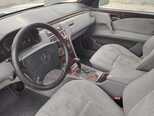 Mercedes E 200-8