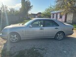 Mercedes E 200-3