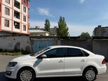 Volkswagen Polo-6