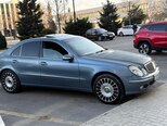Mercedes E 240-3