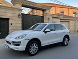 Porsche Cayenne-5