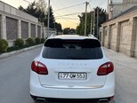 Porsche Cayenne-2