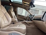 Porsche Cayenne-6