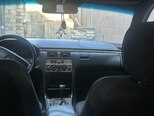 Mercedes E 200-8