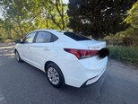 Hyundai Accent-10