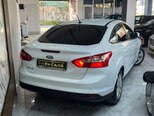 Ford Focus-14