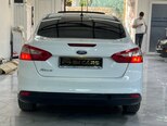 Ford Focus-17