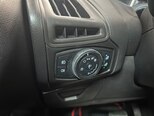 Ford Focus-30