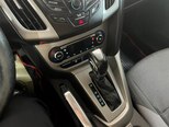 Ford Focus-33