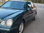 Mercedes E 240-4